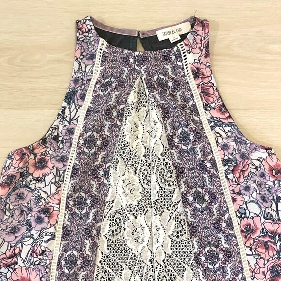 Taylor & Sage Floral and Lace Swing Halter Tank Top Size Small EUC - Picture 2 of 10